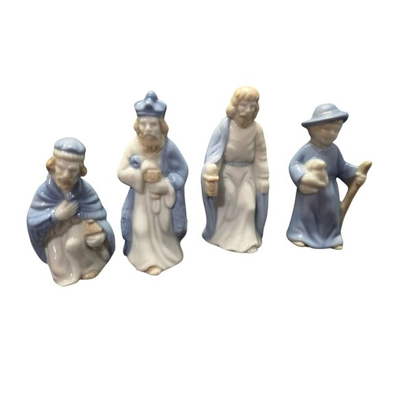Vintage Biedermann Sri Lanka Blue & White Porcelain 7 Piece Nativity Set - Picture 6 of 10